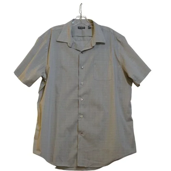 Van Heusen Men's Flex Short Sleeve Button-Down Shirt - Non-Iron Stretch Print
